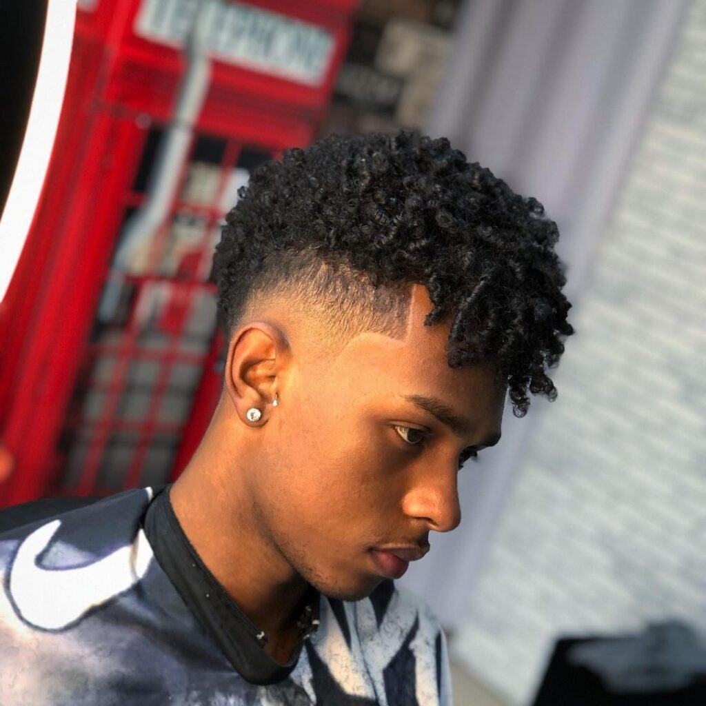 corte americano com franja masculina