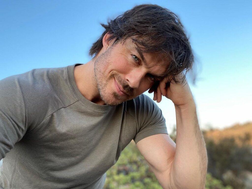 Ian Somerhalder com franja masculina