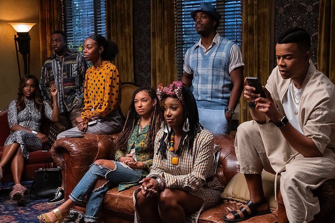 Personagens em Dear White People, série com mulheres negras como protagonistas