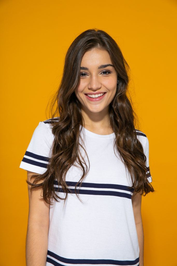 Cabelo liso ondulado castanho 