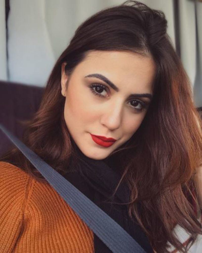 modelo de Jana Make Up
