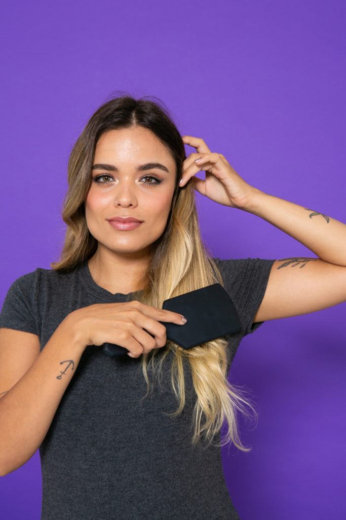 Modelo para tutorial de como prolongar o penteado no day 2