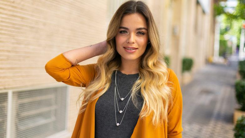 Modelo para tutorial de como prolongar o penteado no day 2