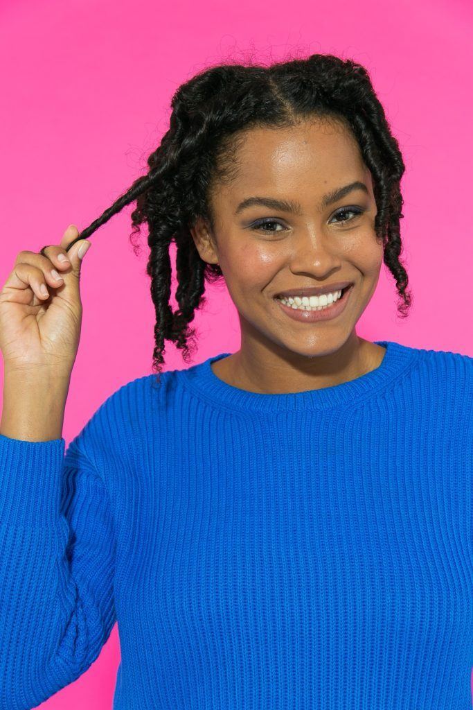 Cabelo crespo texturizado com dedoliss
