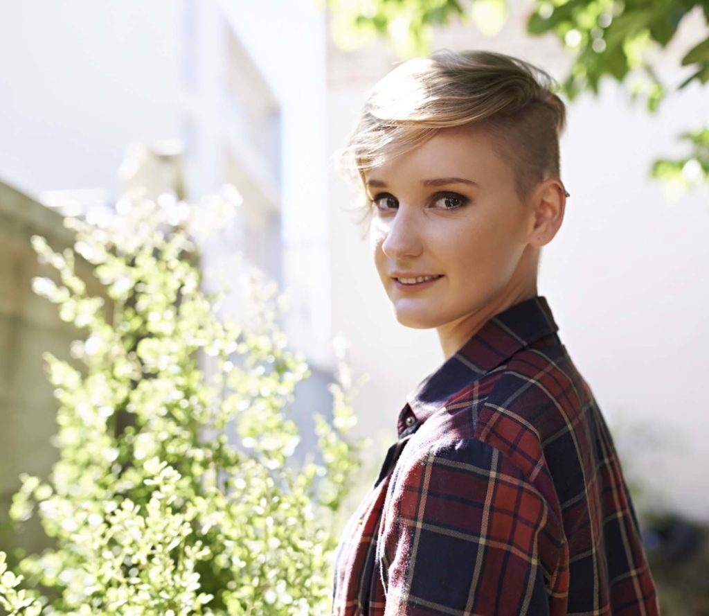 Undercut para deixar o corte de cabelo curto repicado ainda mais descolado