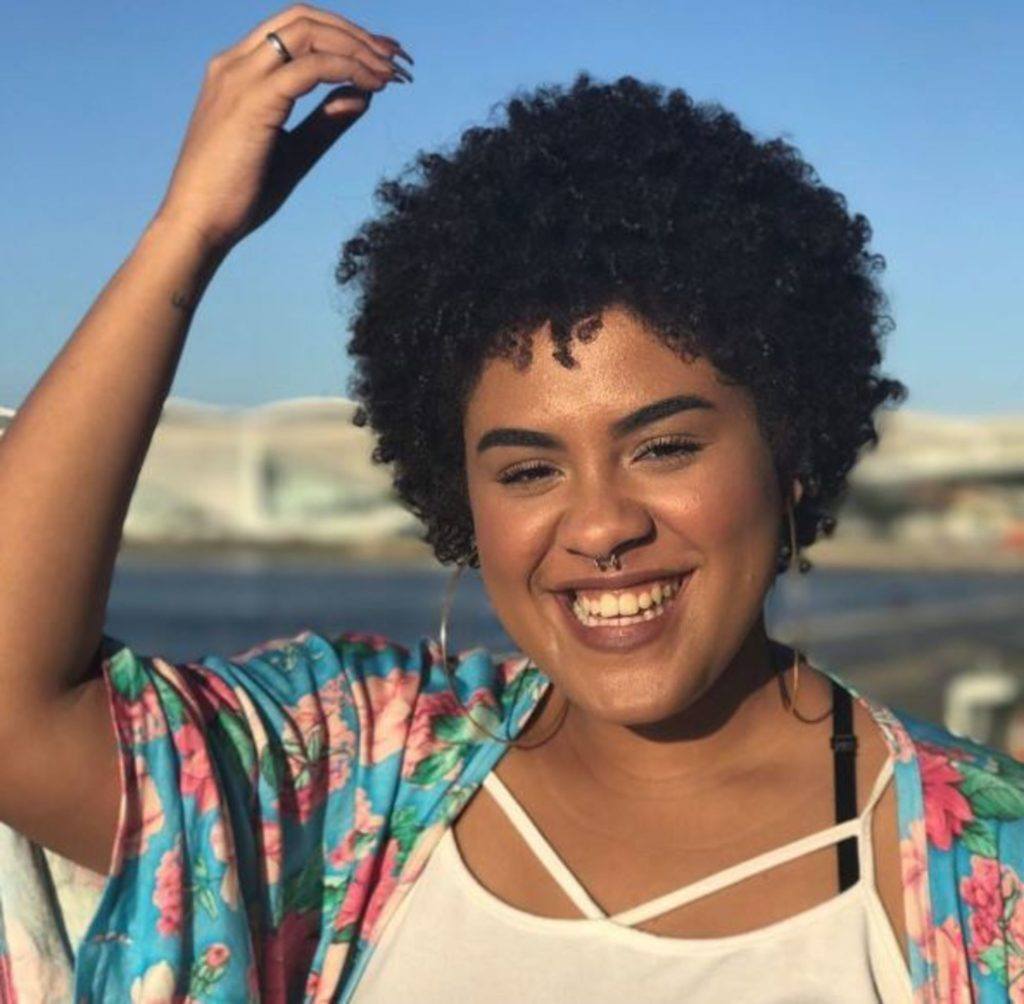modelo de Luci Gonçalves