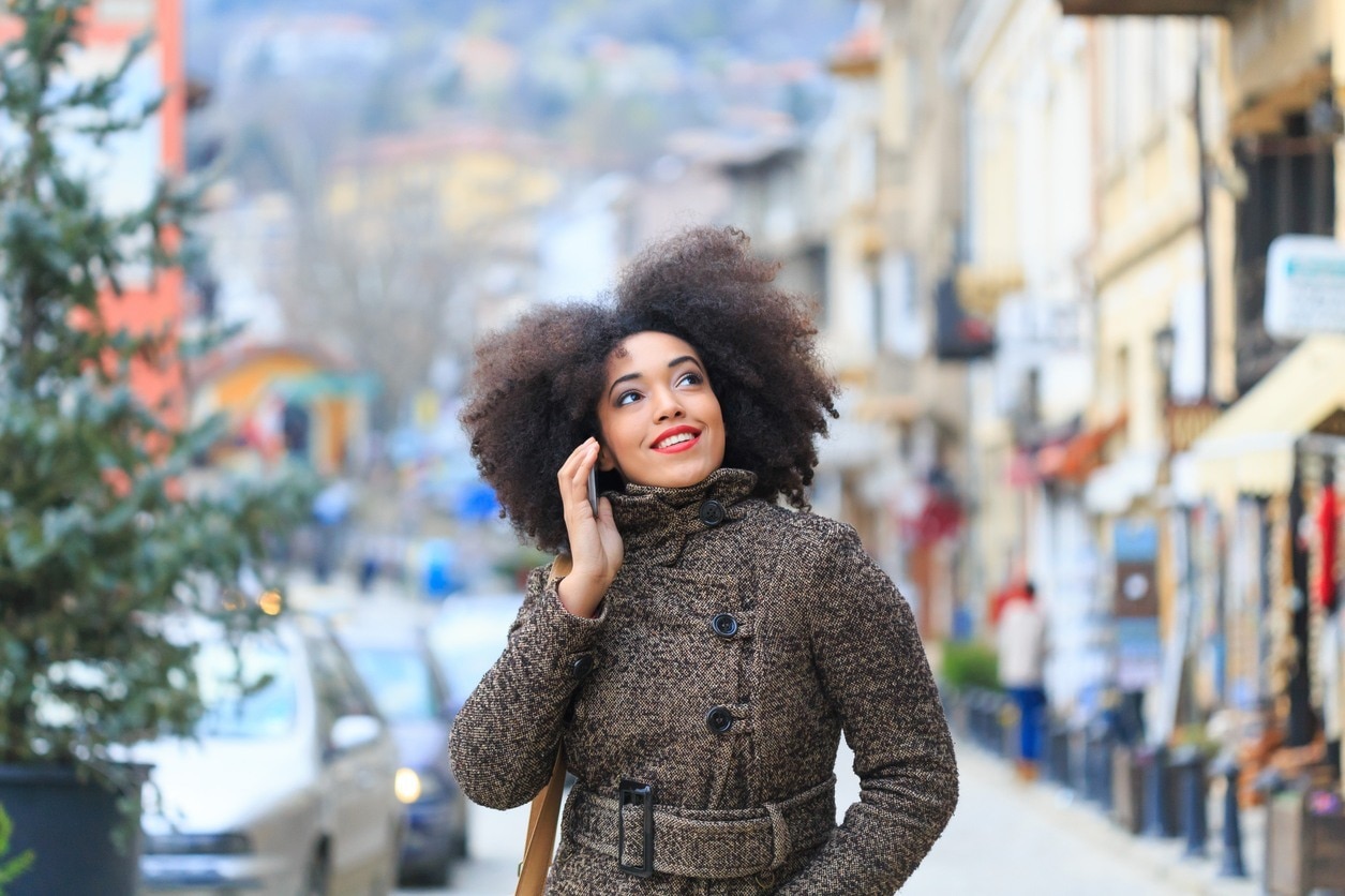 modelo de Mitos sobre cabelo crespo