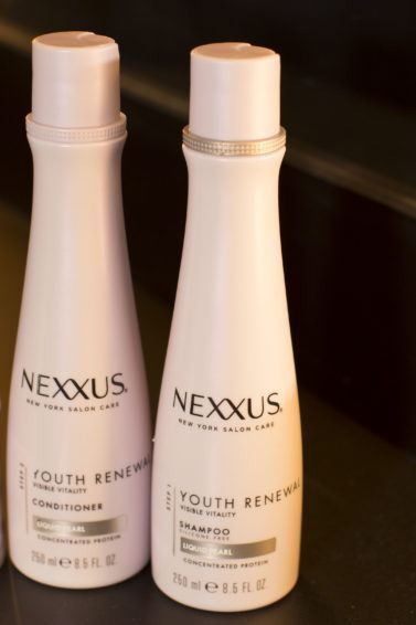 Nexxus Youth Renewal é dá voluma a cabelos finos