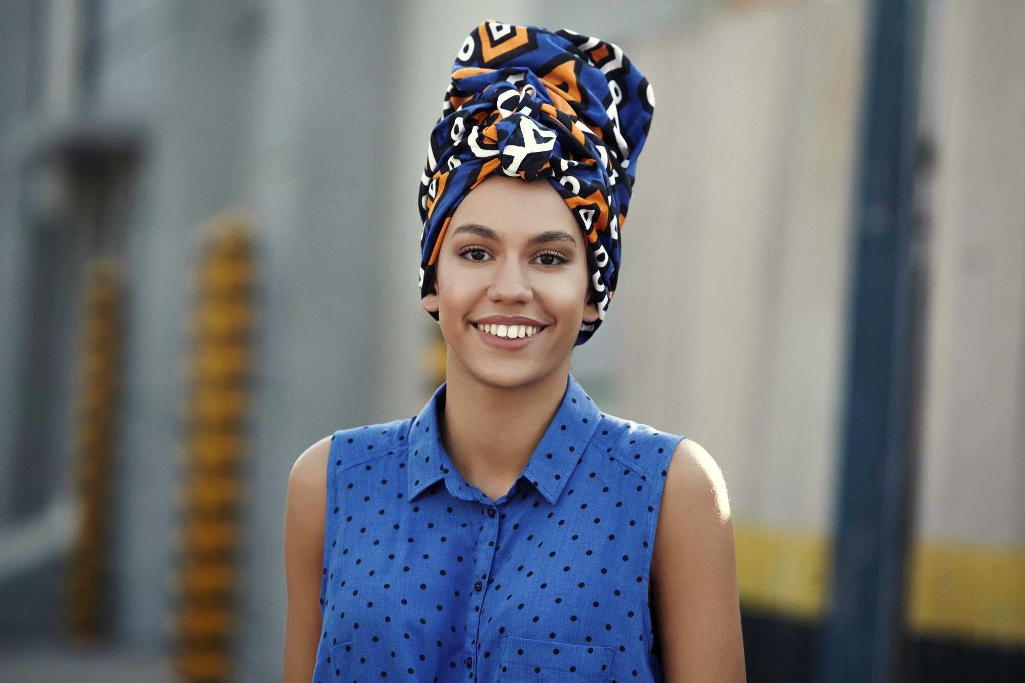 Amarração de turbante volumoso