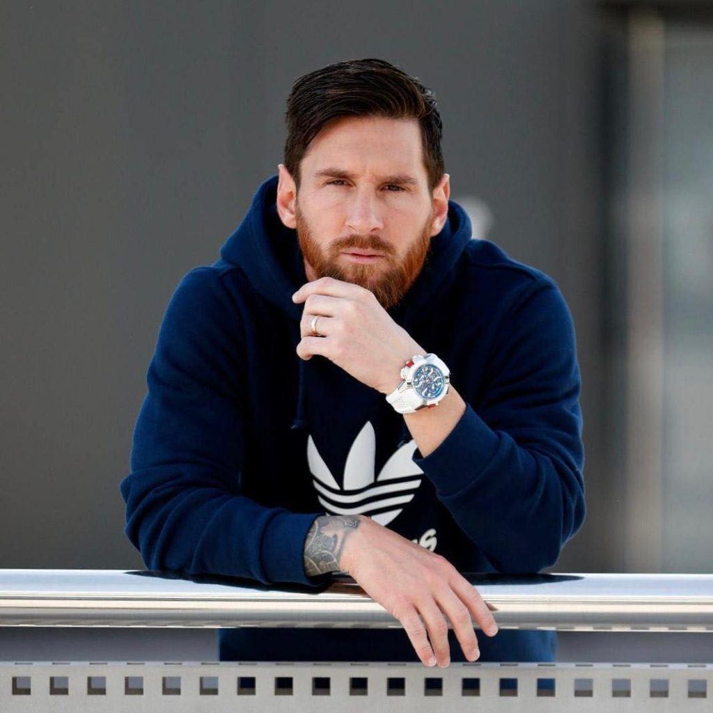 jogar lionel messi com barba ruiva