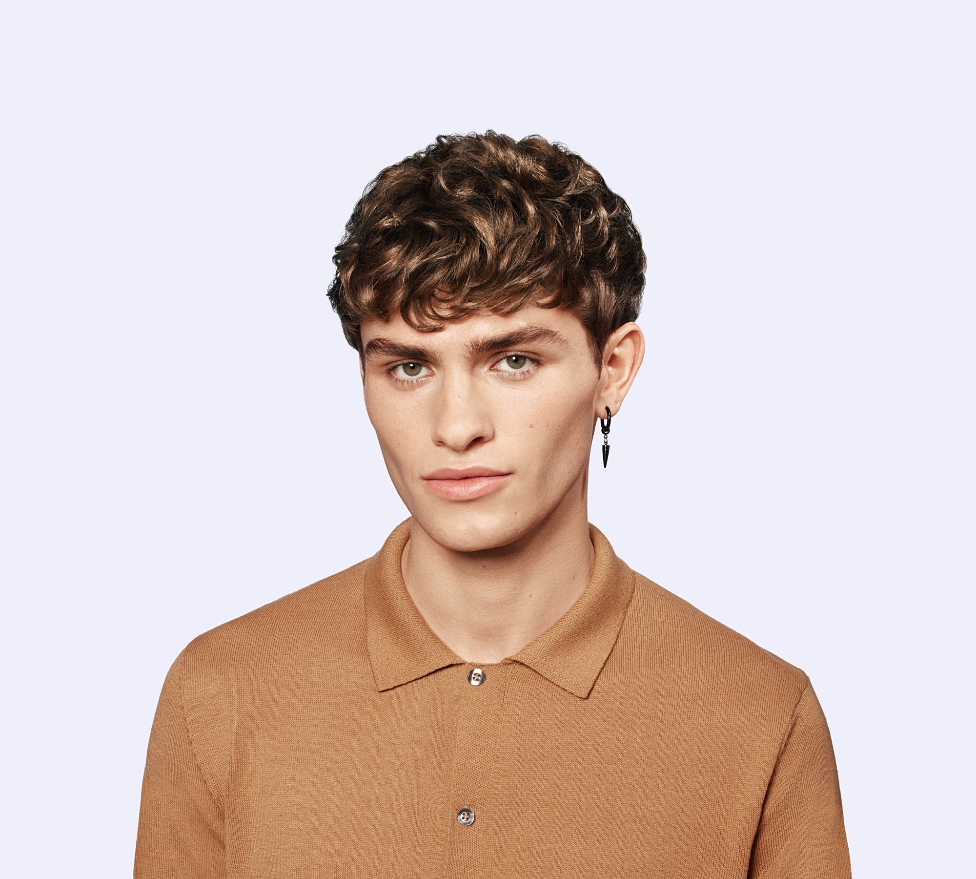 Saiba como deixar o cabelo masculino crescer sem drama!