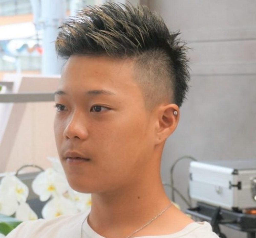 【ヘアメイク監修】面長メンズに似合う髪型。トレンドのセンター分けも紹介