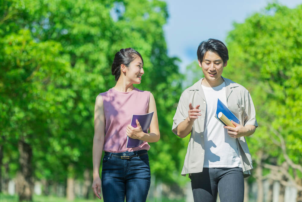 【医師監修】いい匂いがする男になる方法6選！いい香りを纏って好印象を与えよう