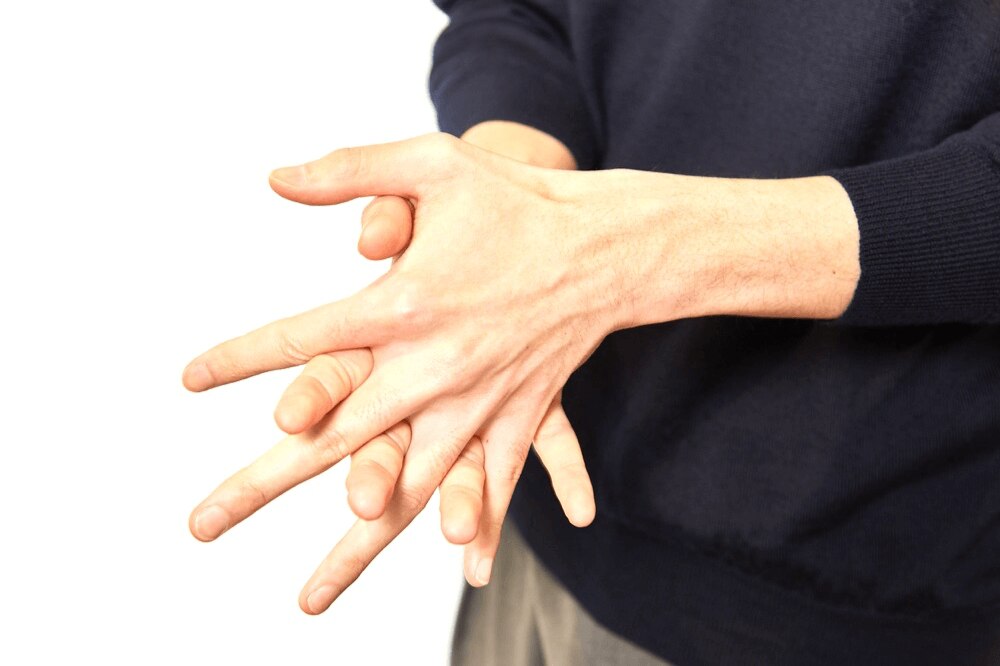 【ヘアメイク監修】初心者向け！メンズワックスの使い方あれこれ