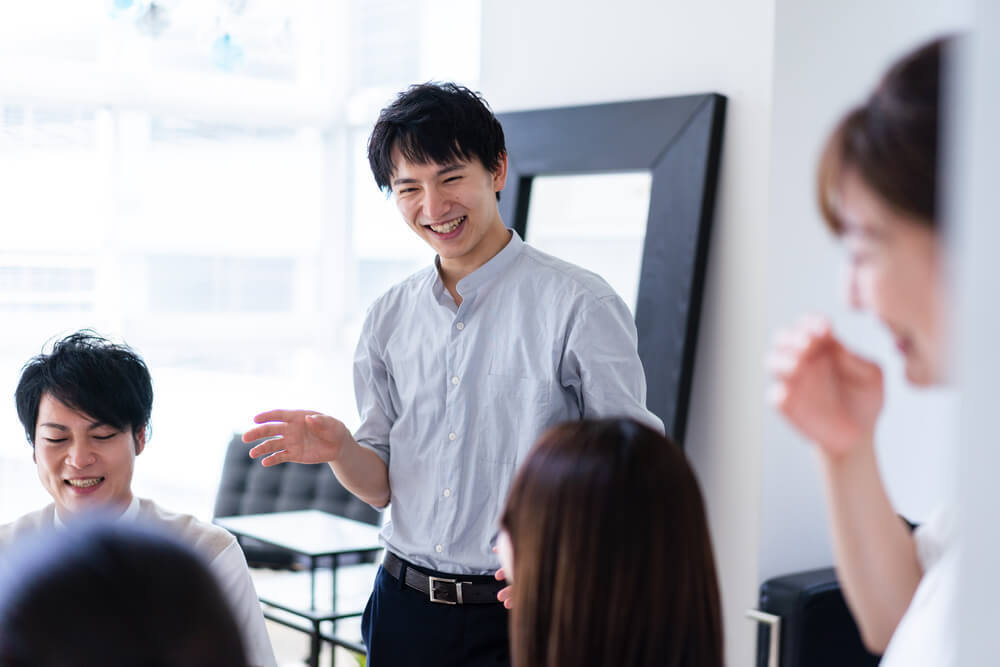 シーン別｜女性の脈ありサインの見分け方。恋愛につなげる方法も紹介