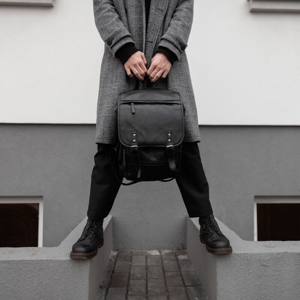 メンズリュックで毎日をおしゃれに！選び方やおすすめブランドを紹介