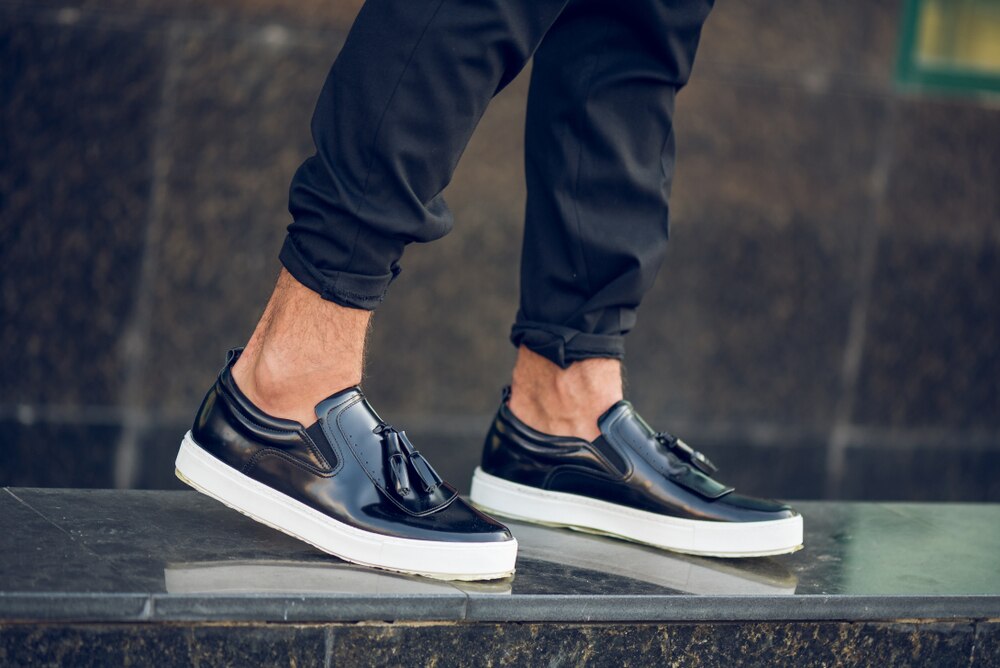 メンズにおすすめのスリッポンはコレ！コーデのポイントも紹介