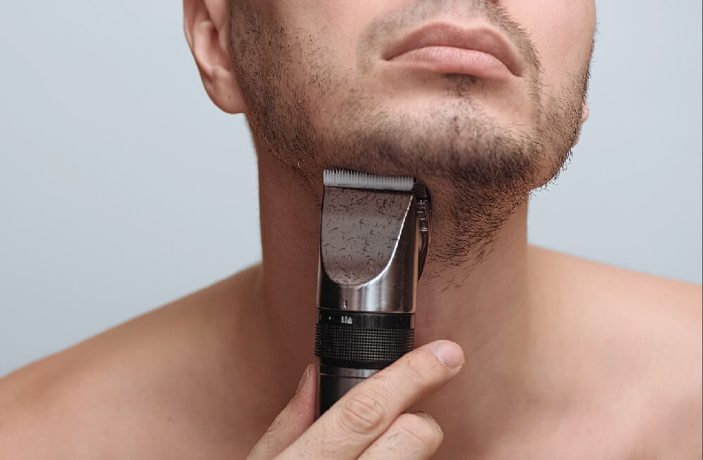 おしゃれな髭の整え方！部位別のコツと大人におすすめの髭スタイルも紹介