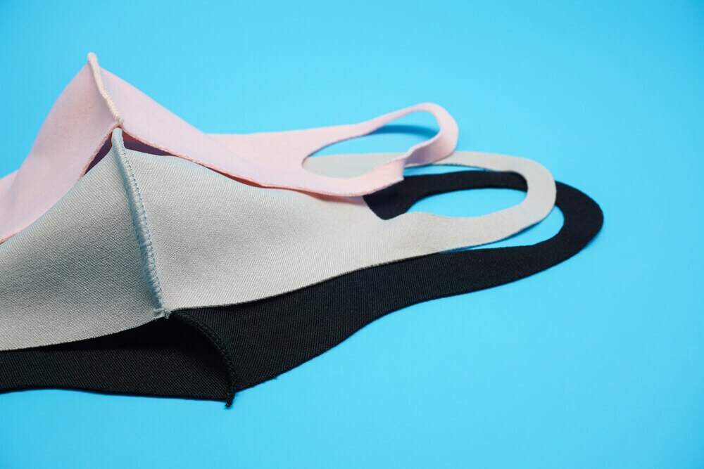 メンズのマスクコーデは色がポイント！選び方やおすすめのコーデを紹介