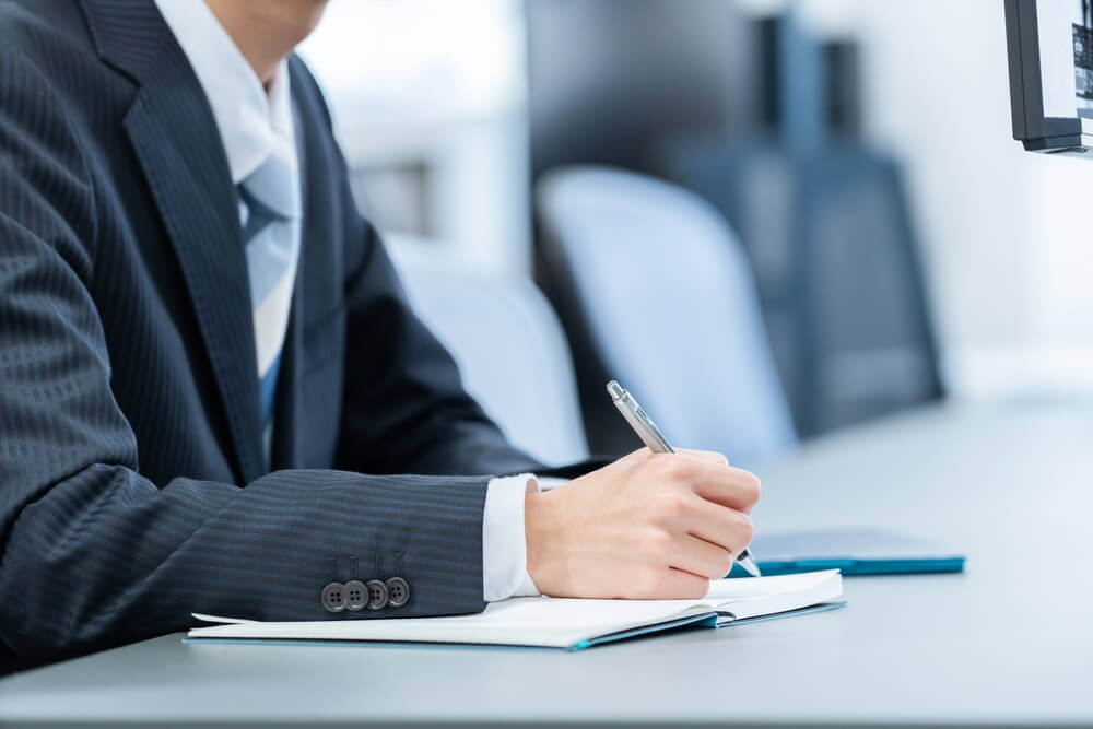 新入社員の挨拶例文集｜好印象を与えるために気を付けたいポイントも解説