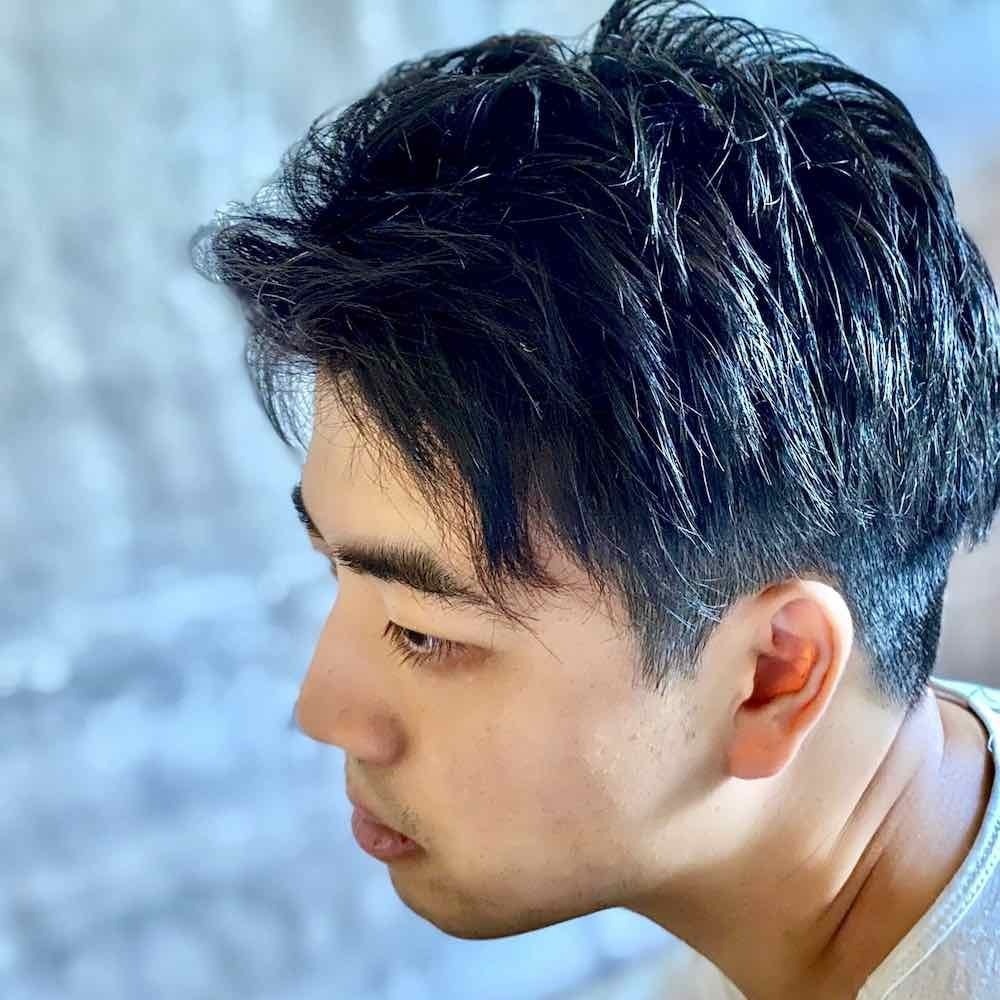 【ヘアメイク監修】面長メンズに似合う髪型。トレンドのセンター分けも紹介