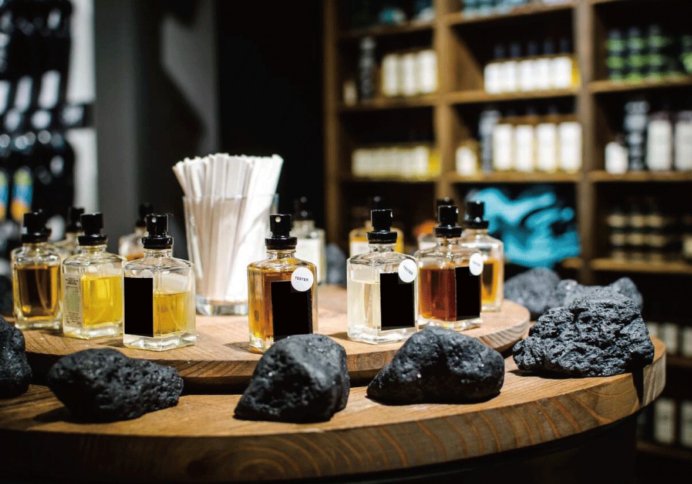 医師監修｜良い香りとは？種類や注意したいポイント、おすすめフレグランスを解説