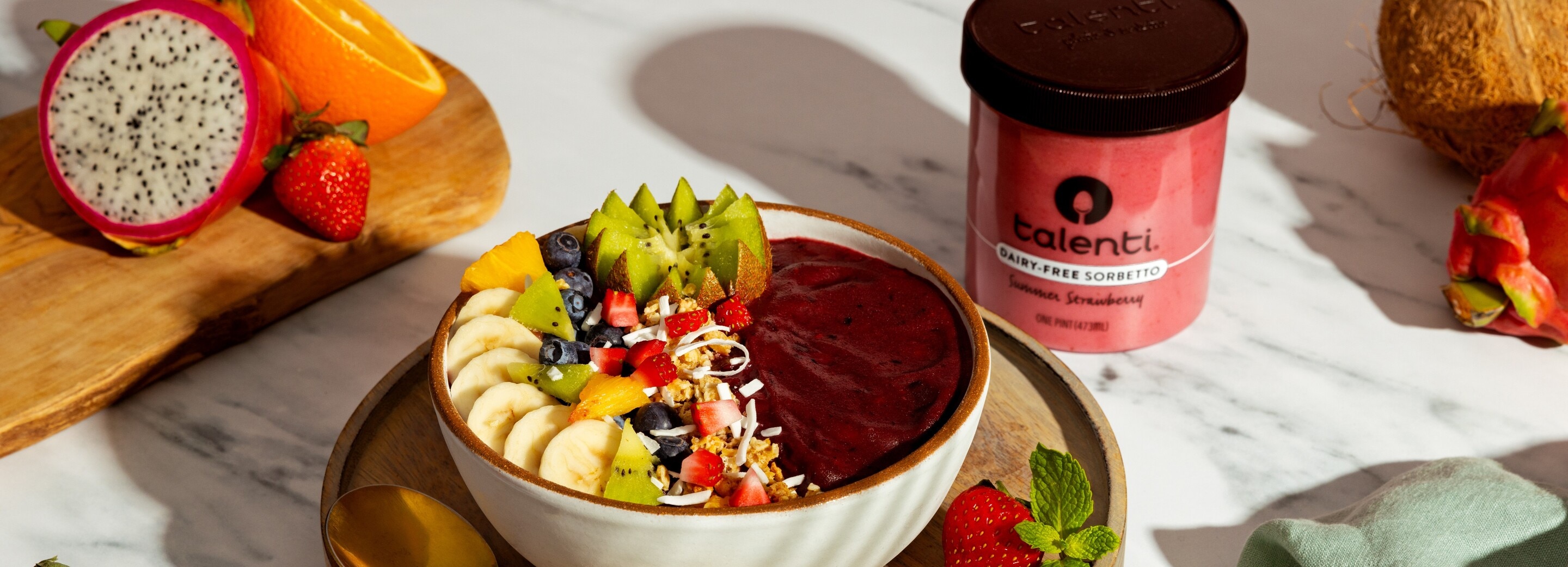 Strawberry Açaí Smoothie Bowl
