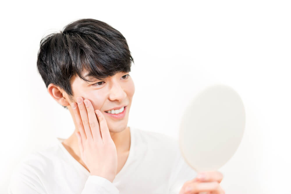 【スキンケア初心者必見】メンズ化粧水の選び方や正しい付け方を解説