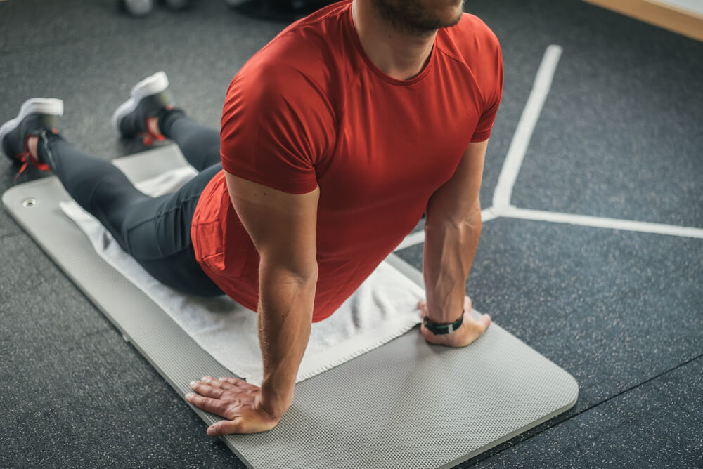 運動後にクールダウンをする意味と効果。簡単にできる、おすすめストレッチも紹介