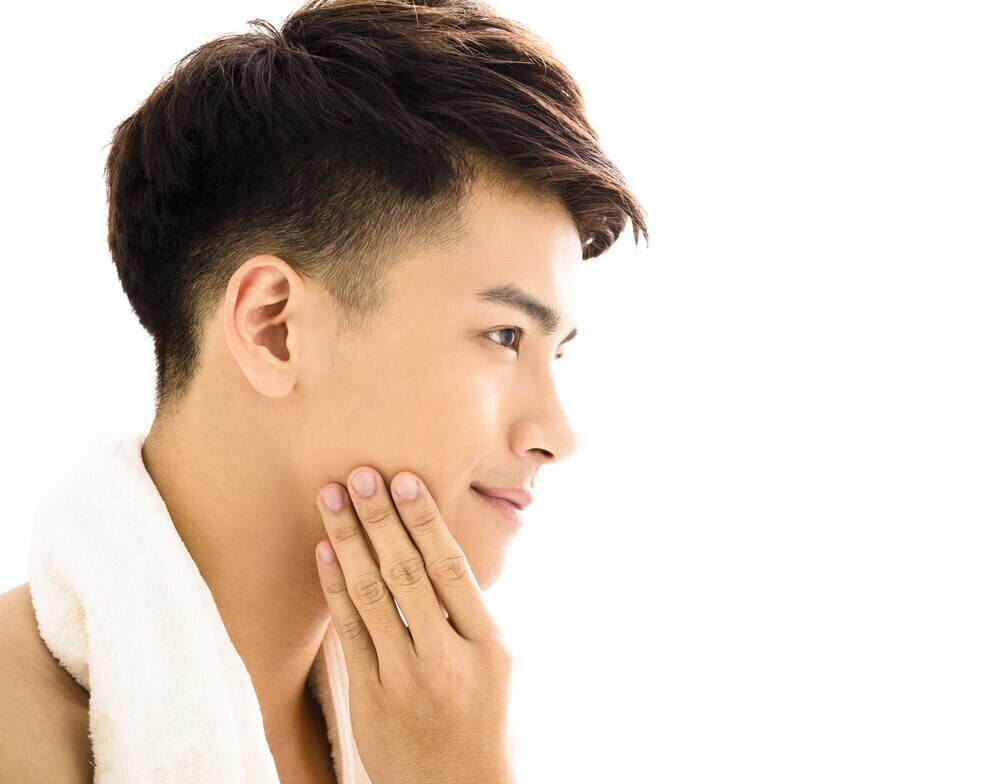 男だって美白になりたい！男性の日焼け事情とスキンケアの重要性を解説