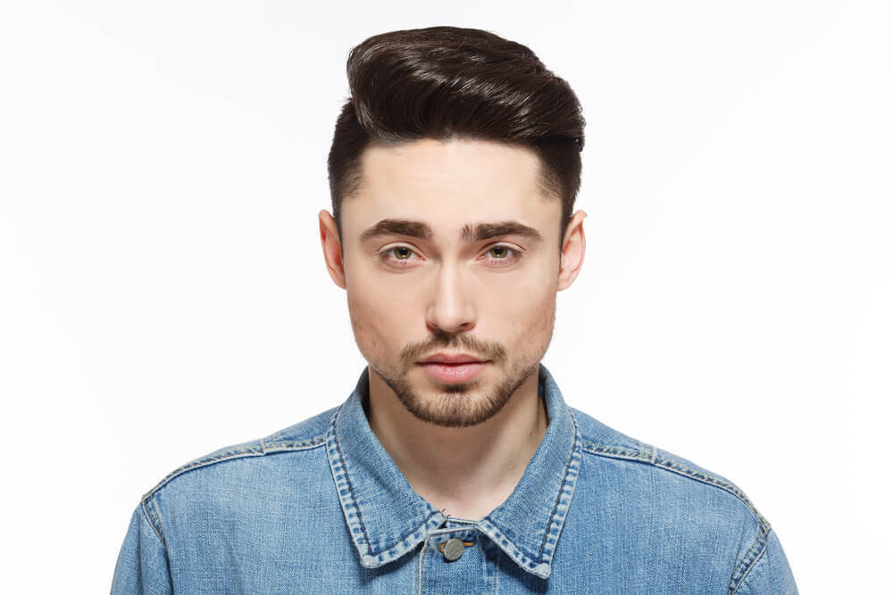 いつものスタイルをチェンジ！ヘアアレンジのポイントとは