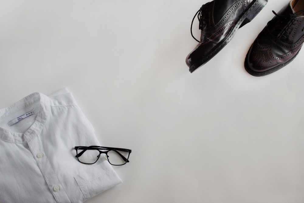 おしゃれなメンズシャツコーデ案。大人カジュアルに着こなそう