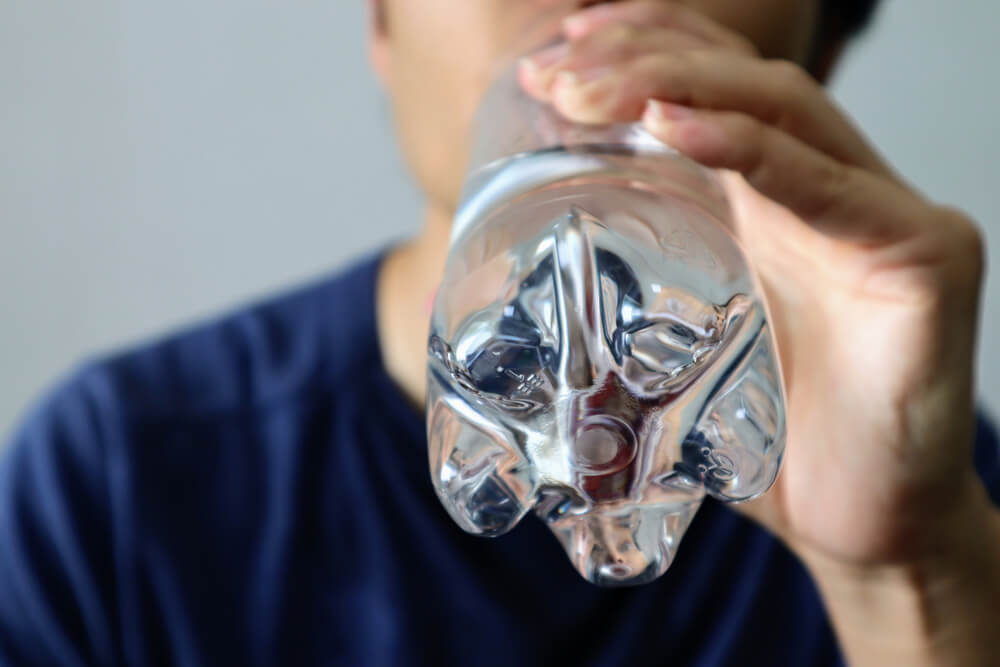 寒いのに汗のニオイが気になる…夏とは異なる冬の汗やニオイの原因と対策