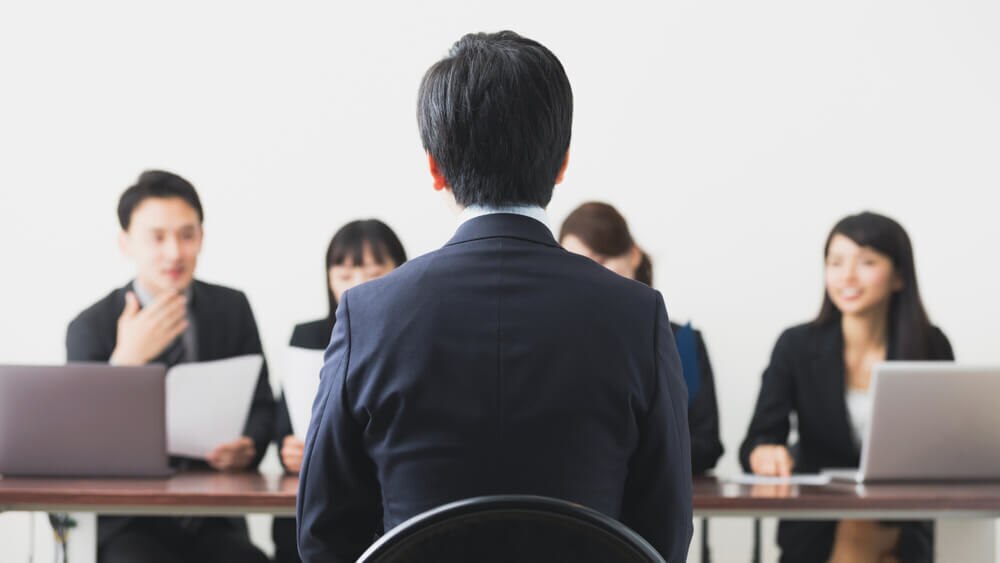 就活男子におすすめの髪型は？気を付けたいポイント、好印象を与えるコツも