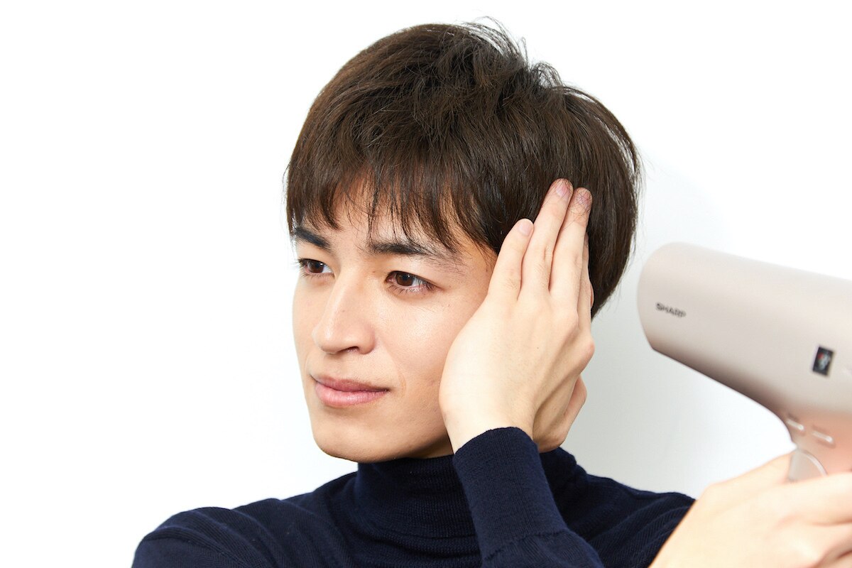 【ヘアメイク監修】メンズ向け！ヘアスタイルを作るドライヤーの使い方