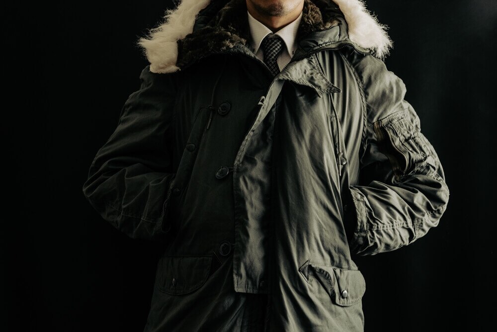 寒いのに汗のニオイが気になる…夏とは異なる冬の汗やニオイの原因と対策