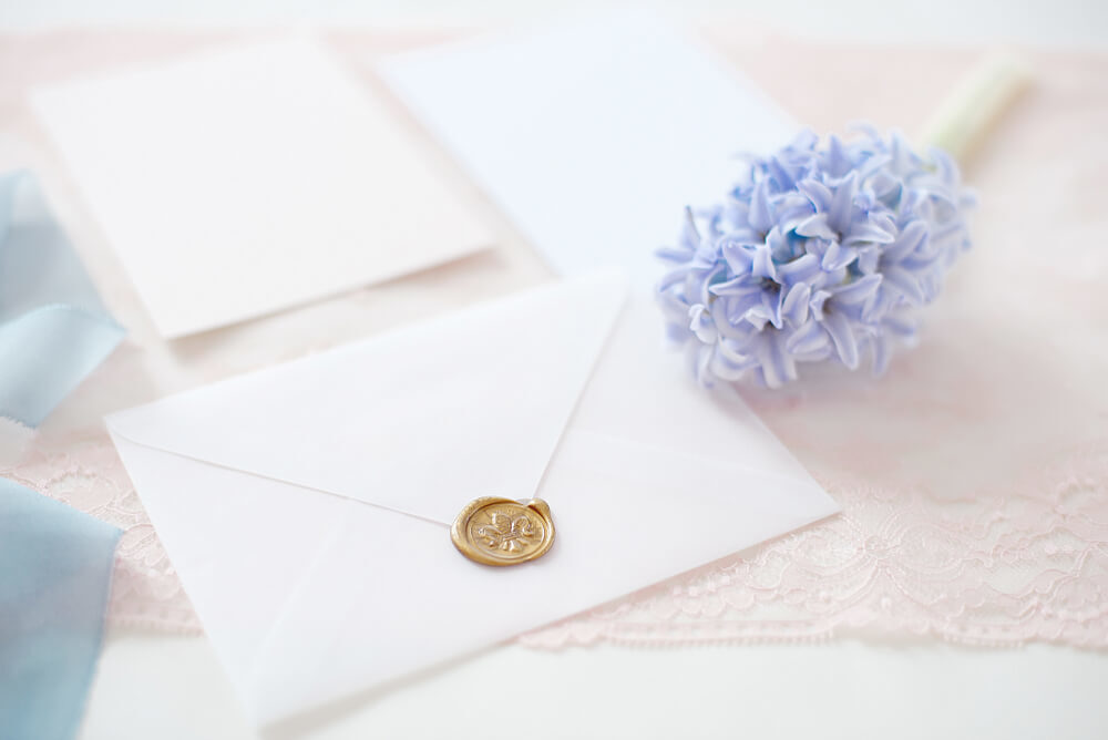 結婚式の基本マナー｜ご祝儀、服装や身だしなみ、当日の振る舞いについて紹介