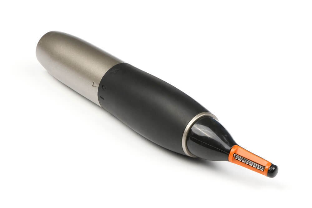 眉毛の整え方を覚えて清潔感のある男性に！初心者でもできるお手入れ方法を紹介