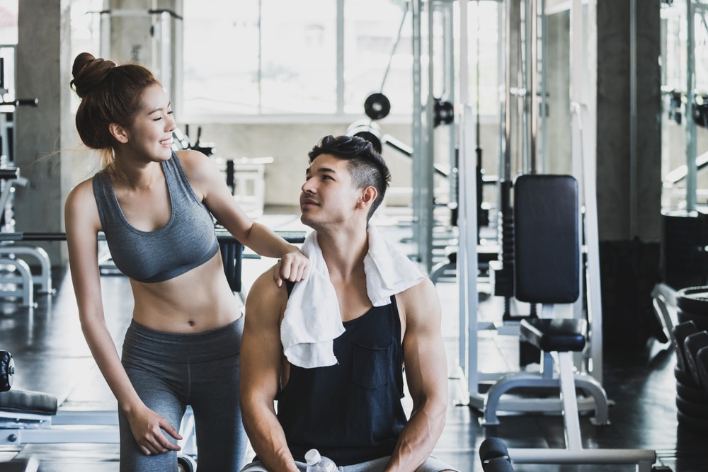 筋トレ女子と一緒にエクササイズ！カップルにおすすめのペアトレーニング