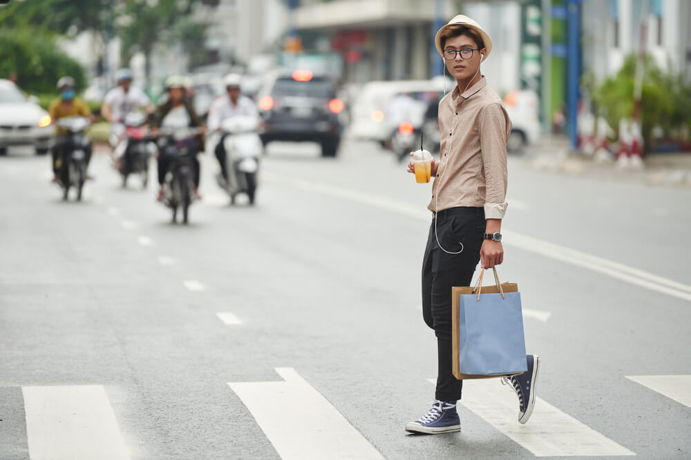 女性目線のモテ服は？メンズ夏コーデをシーン別に紹介！