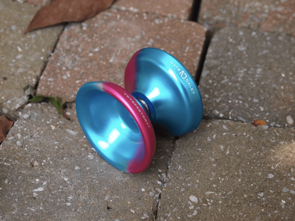 【日本ヨーヨー連盟監修】ヨーヨーにはどんな種類がある？タイプや選び方は？