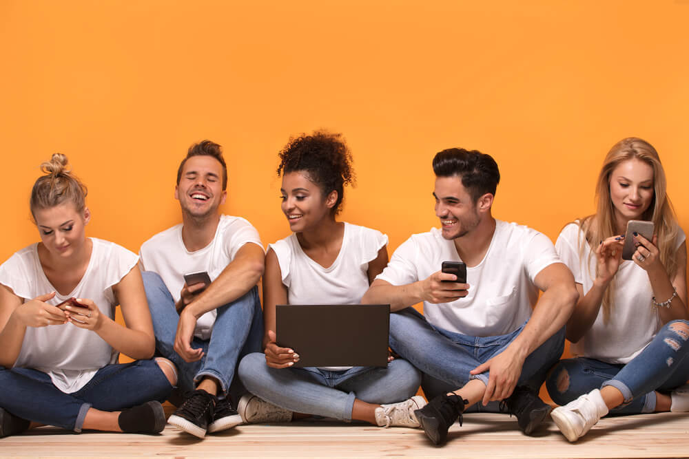 これは脈あり？「気があるのかも」と期待できる女性の言動とは