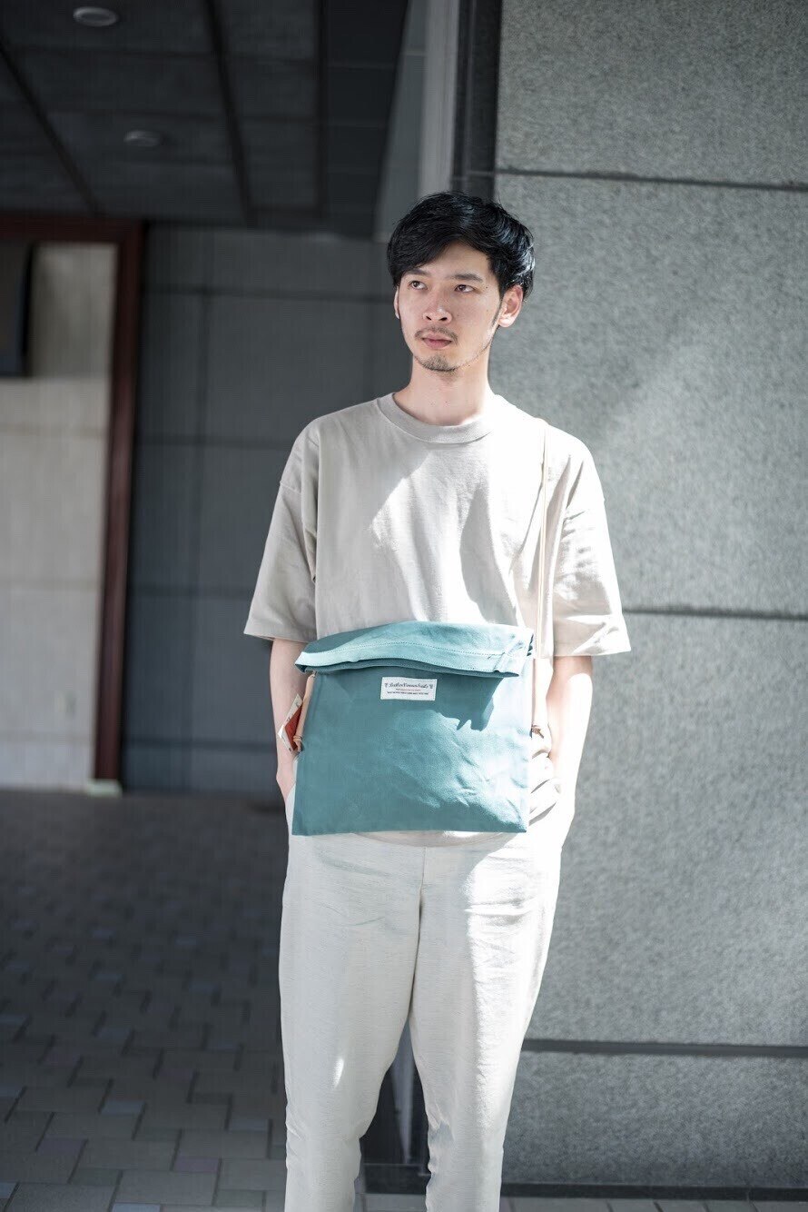 白Tシャツを自分らしく着るには？おしゃれメンズの着こなしコーデ