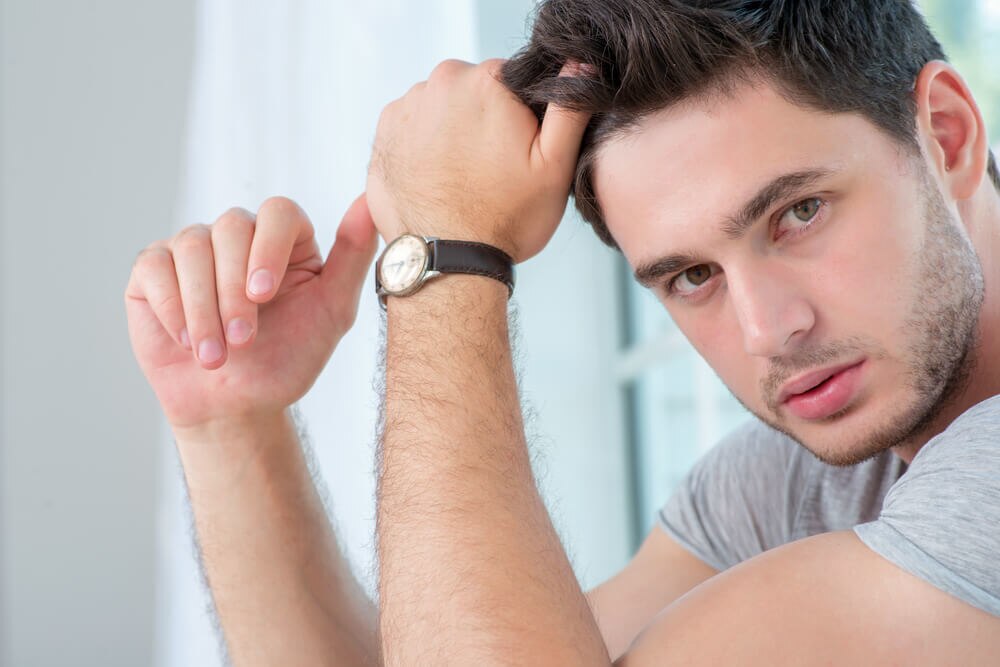 時間のない朝でもキマるスタイルに！寝グセを直す方法は？