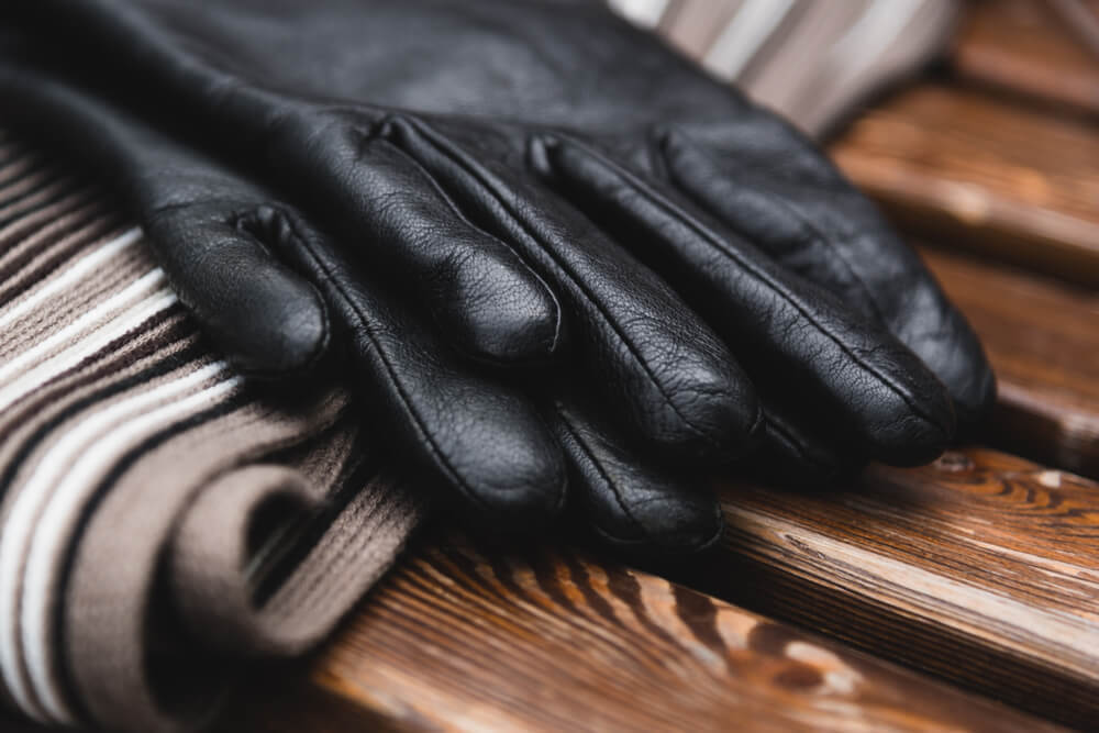 失敗しないメンズ手袋の選び方。おしゃれに見えるポイントを解説