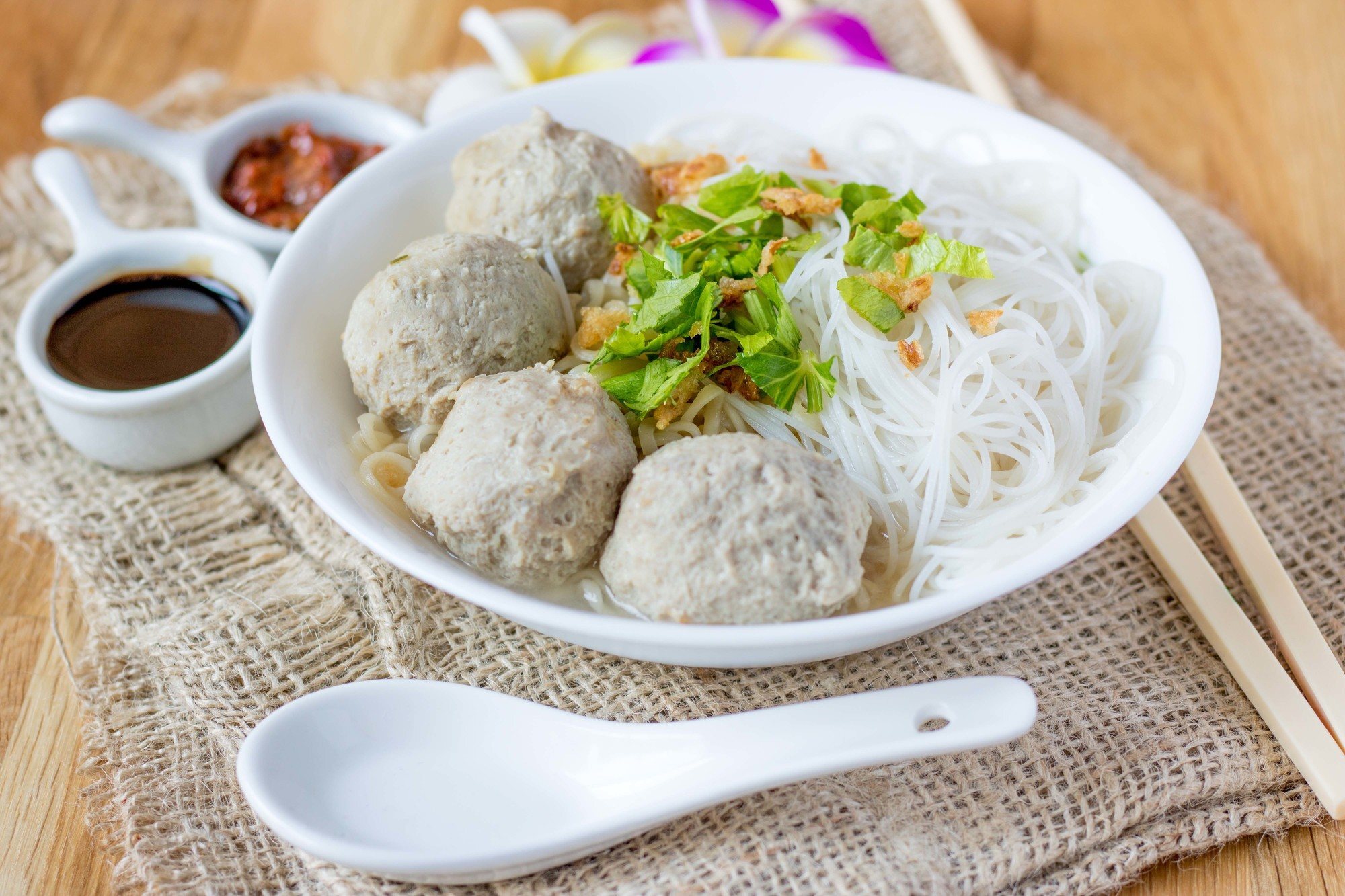 10 Variasi Resep Bakso Rumahan Favorit, Kenyal dan Lezat