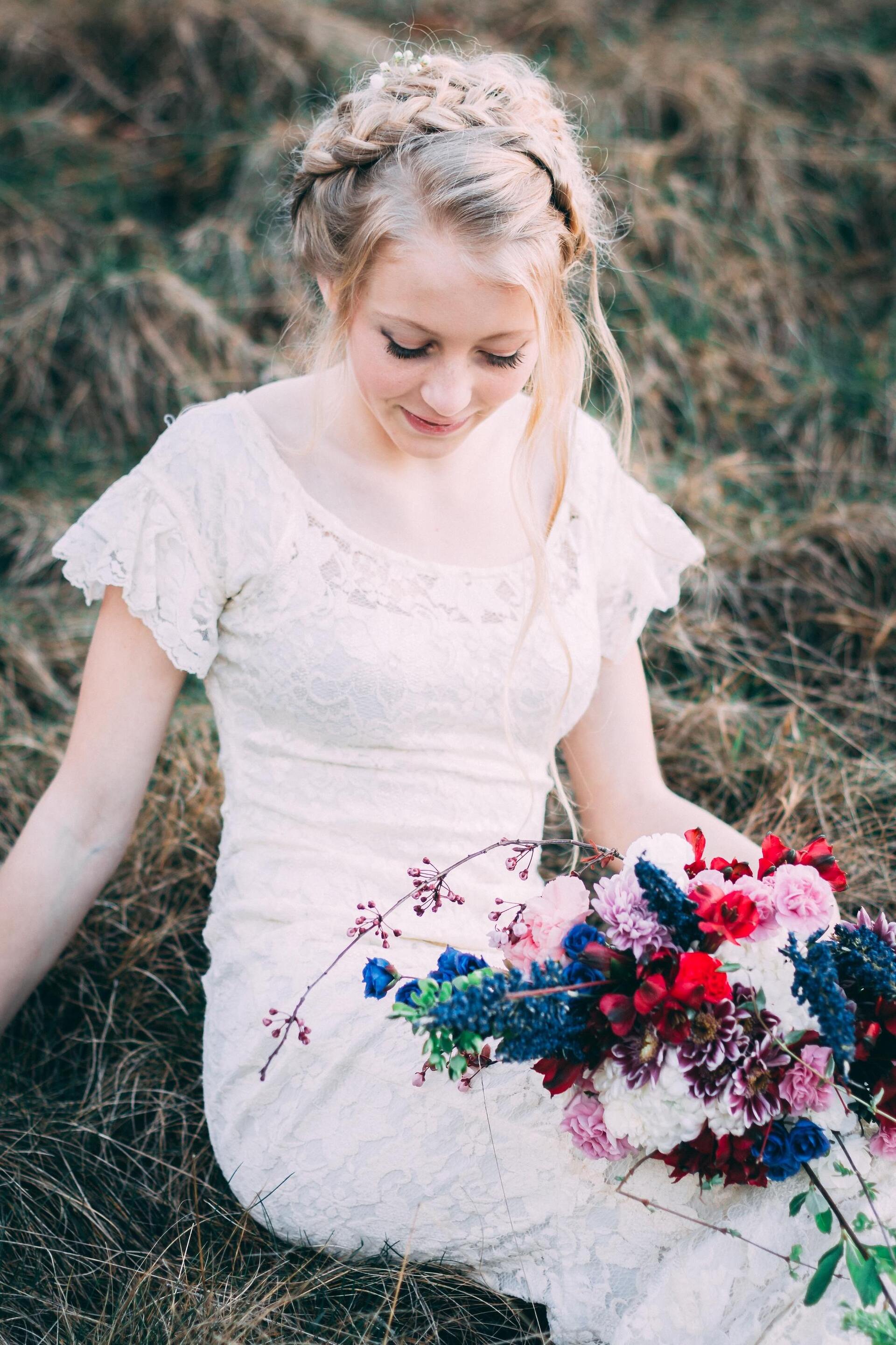 6 Of The Prettiest Wedding Hairstyles For Short Hair