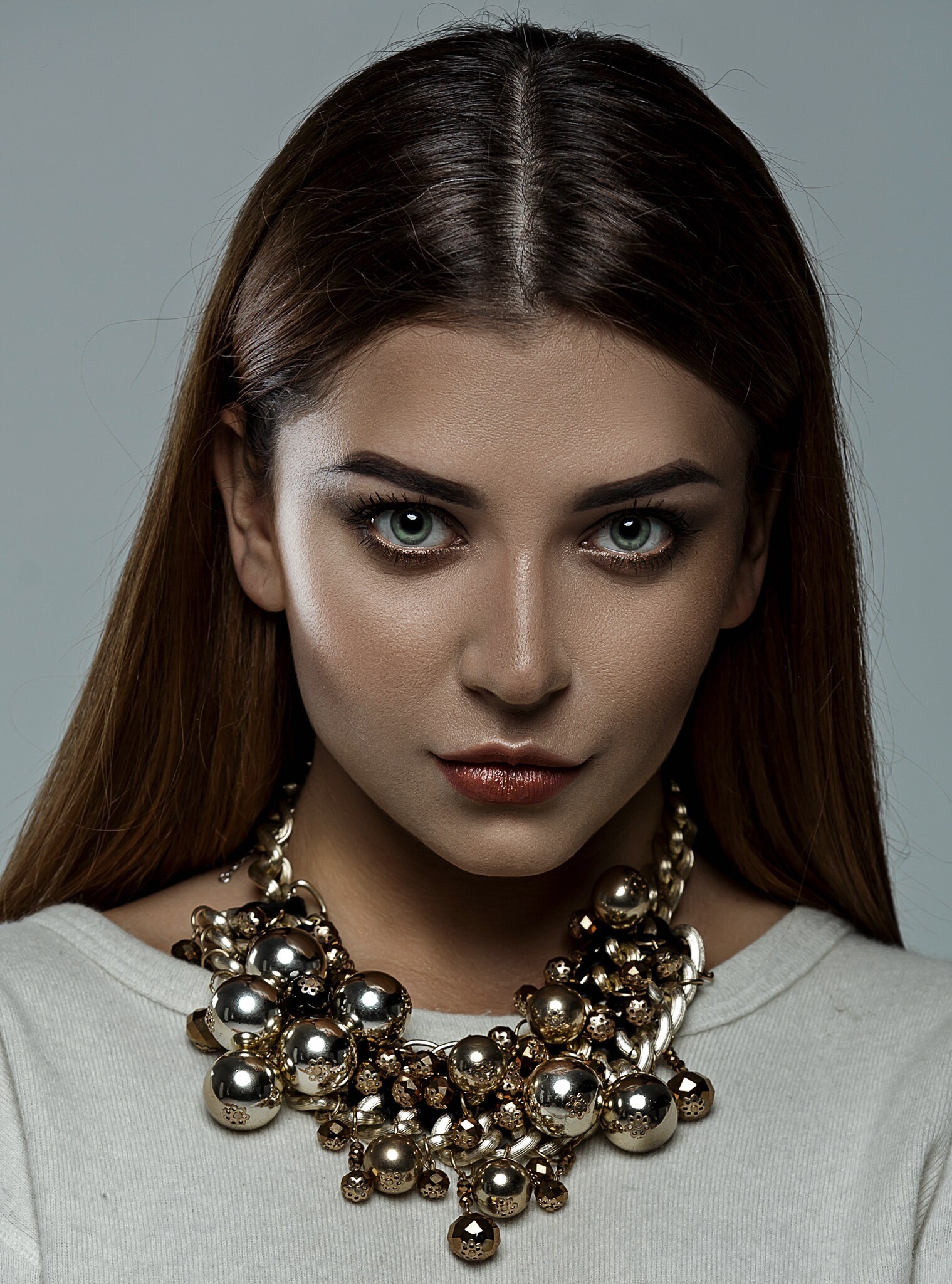 woman with Straight Middle Part