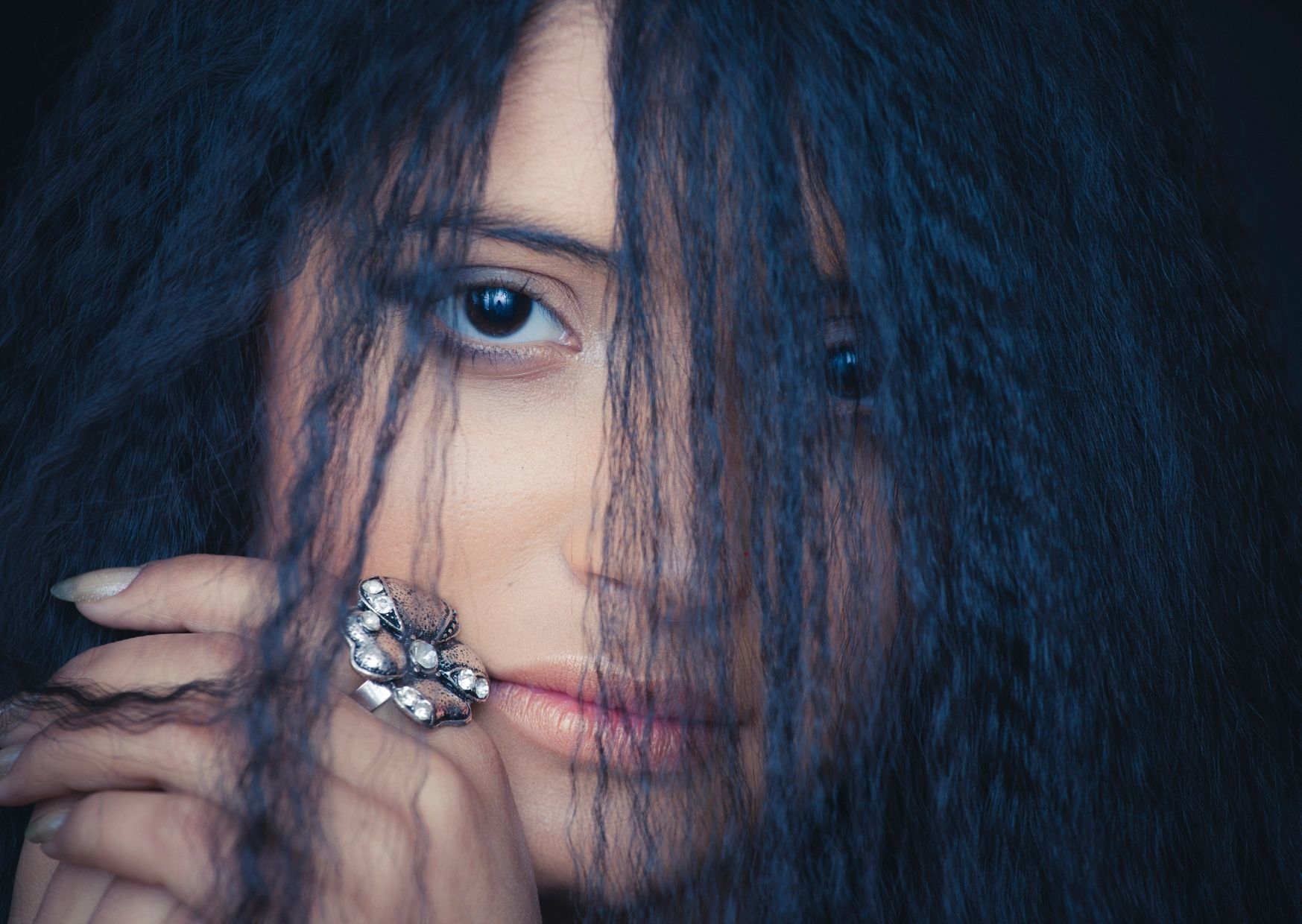 woman with crimped hair as a cool hairstyle