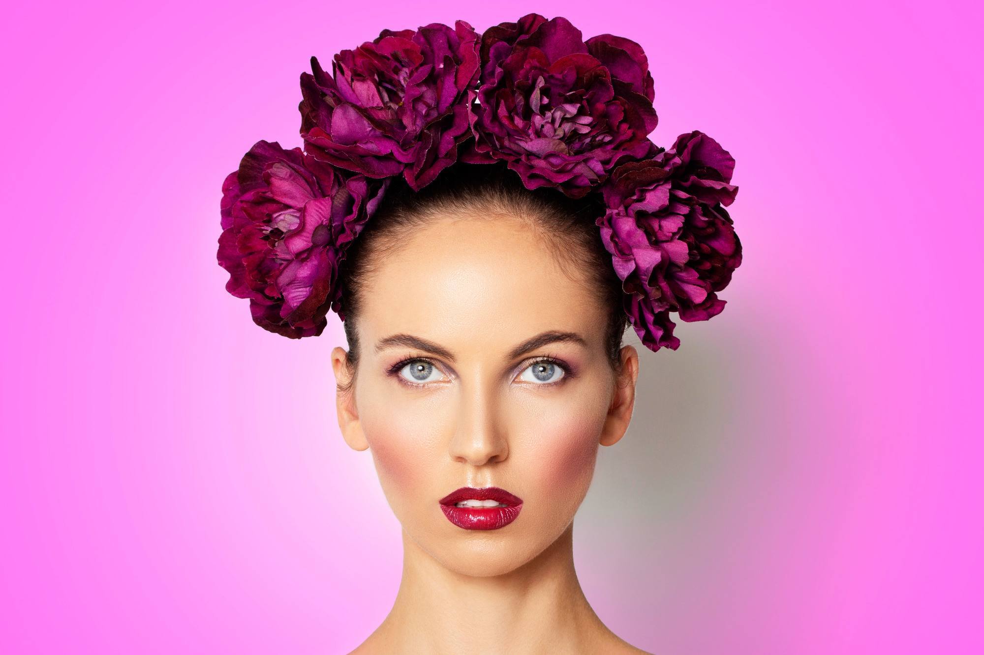 big burgundy flower crown sun met hairstyle